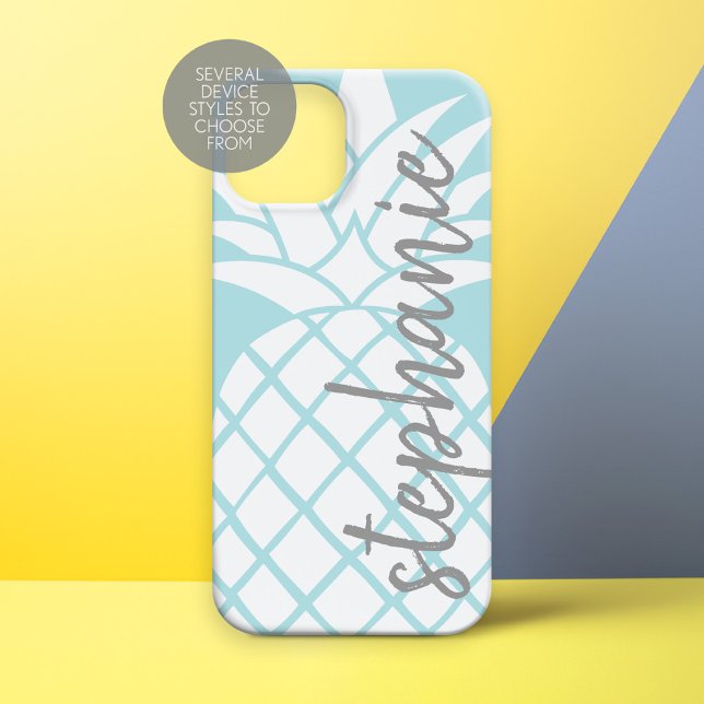 Pastel Blue and White Trendy Pineapple com o nome (Personalized Phone Case - Trendy Pineapple)