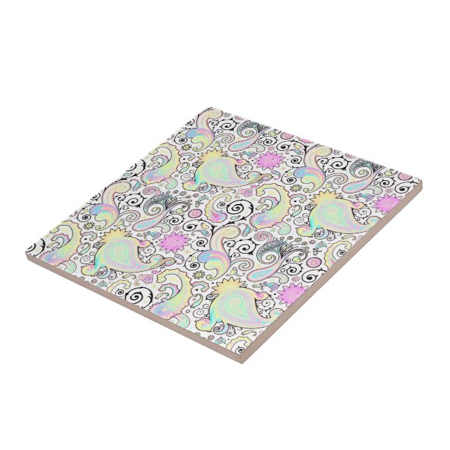 Pastel paisley (Lateral)