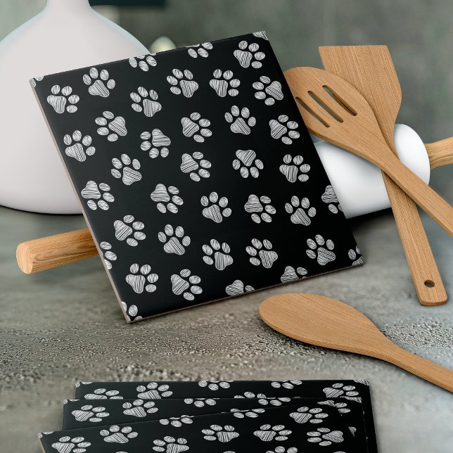 patas de rabo, patas de cão, patas brancas (Criador carregado)