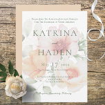 Peach & Sage Green Flowers Convite Para Casamento<br><div class="desc">Este design apresenta um pêssego opaco e um arranjo floral de centro verde de sábado. A parte traseira está disponível em verde-sábio ou pessegueira. Este cartão faz parte do Peach & Sage Green Flowers Suite de cartas criadas pela imprensa "Simply Farmhouse".</div>