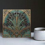 Peacock Feather Symbolism Belle Epoque Art Deco<br><div class="desc">Este azulejo cerâmico impressionante apresenta um padrão simétrico de penas de pavão inspirado nos períodos de Art Deco e Belle Epoque. A Época de Belle, ou "era bela", foi uma época de florescimento artístico e cultural na Europa do final do século XIX ao início do 20. A pena de pavão...</div>