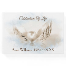 Pearl No Livro De Convidados Do Serviço Memorial D