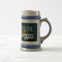 Peça aos físicos bêbedos a caneca de cerveja da