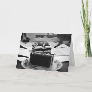 Pedaço do Cartão de Aniversário de Bolo Atrasado