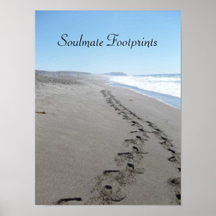 Pegadas do Soulmate junto no poster da areia