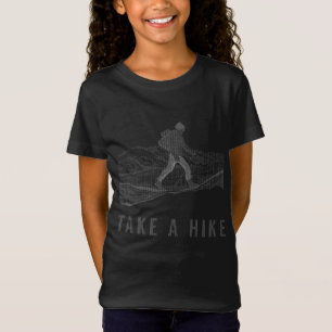Pegue uma camiseta branca de caminhada