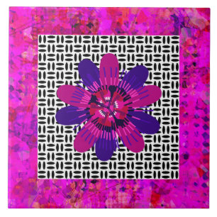 Películas de flores em preto-e-branco, rosa e roxo