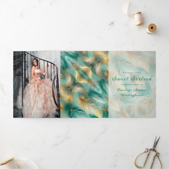 Penas Douradas chic Doce 16 Convite de festas (Fora)