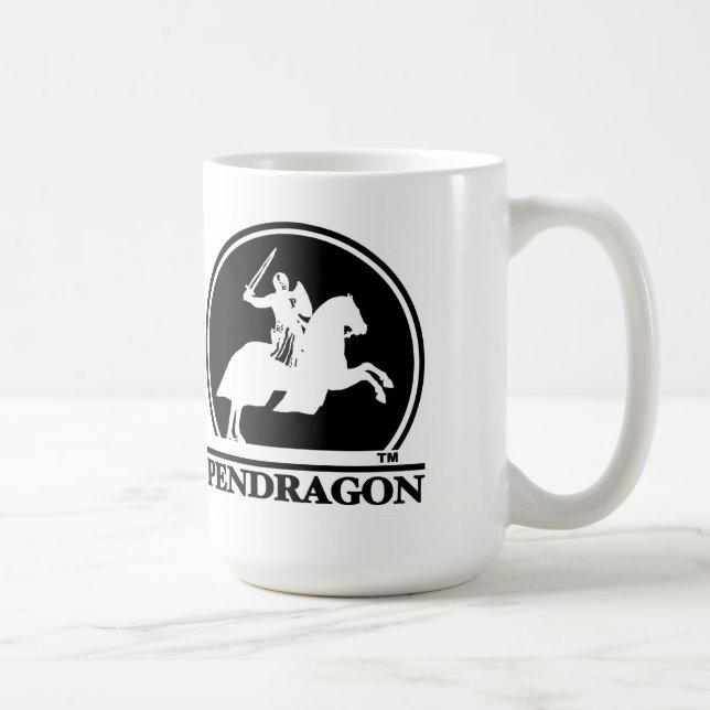 Pendragon representa canecas do logotipo (Direita)