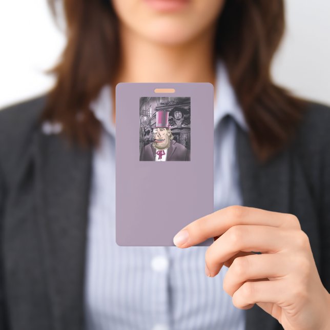 Pendurado Com Crachá Roxo Hyde vertical (Apresentado)