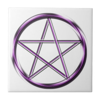 Pentagram roxo no branco