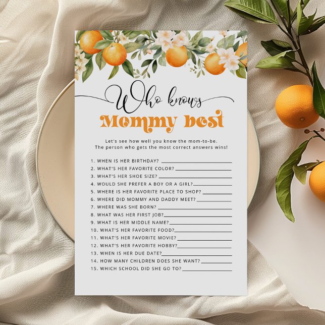 Pequena cueca que conhece o melhor jogo de chá da  (Criador carregado)