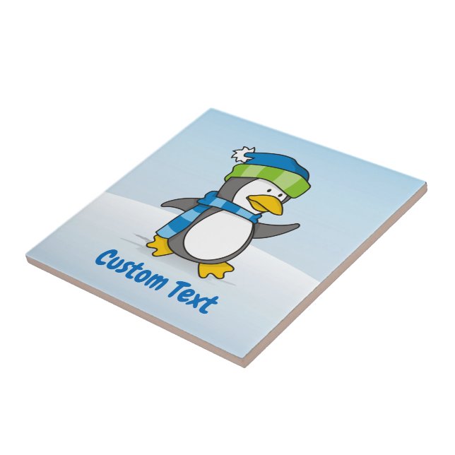 Pequeno pinguim andando na neve (Lateral)