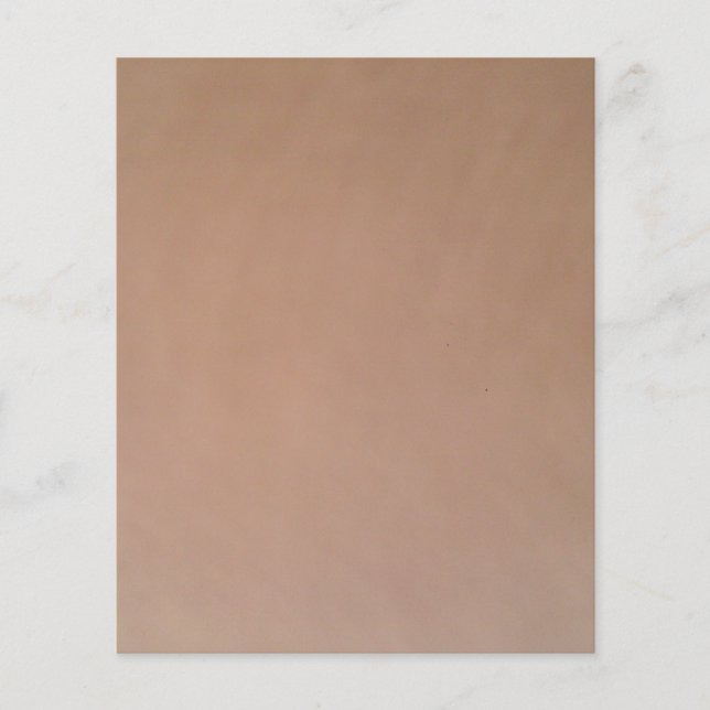 Pequeno reciclado olha para trás (Frente)