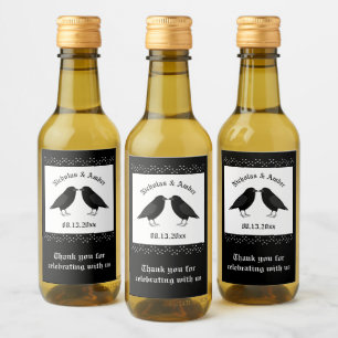 Personalização do Casamento Gótico Beijando Ravens