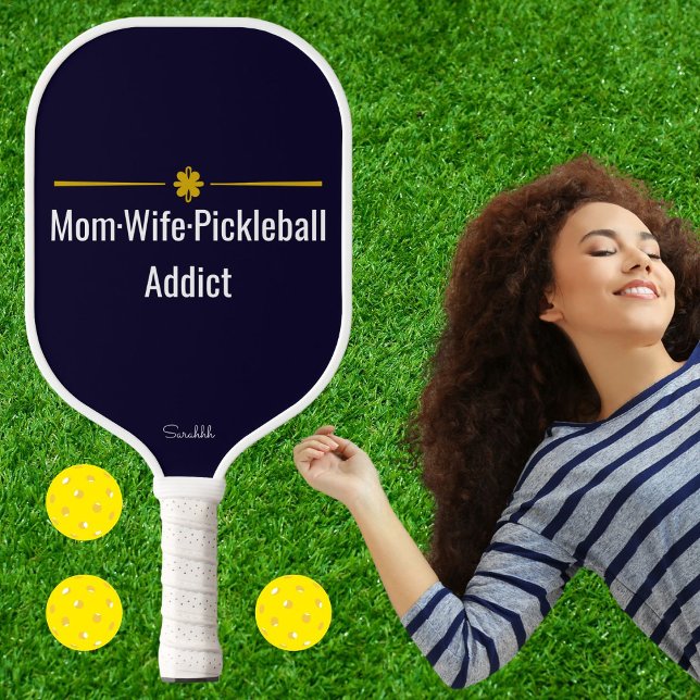 Personalize Mamãe Esposa Viciada em Pickleball Nom (Criador carregado)