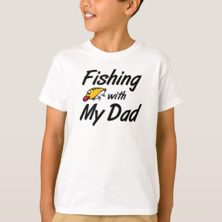 Pescar com as camisetas das minhas crianças Pais