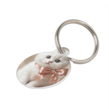 Felino Real: Elegante Gatinho Branco