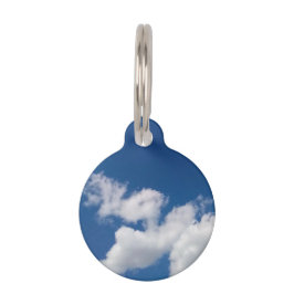 Pet Tag Uma fila de nuvens