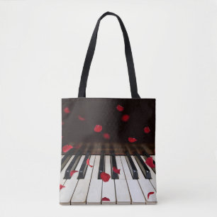 Pétalas de Rosa vermelha no Saco de Tote do Piano