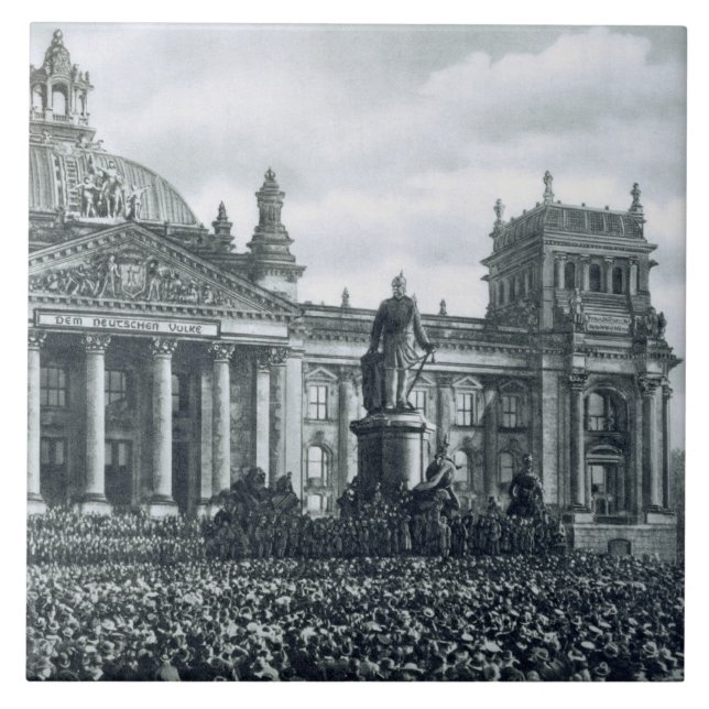 Philipp Scheidemann (1865-1939) dá um endereço f (Frente)