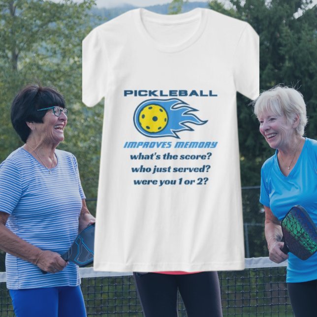Pickleball melhora a camiseta engraçada da memória (Criador carregado)