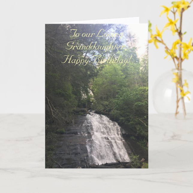 Picturesca, querida neta, cartão de aniversário (Flor Amarela)