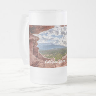 Pikes {Pica Através De Uma Caneca De Cerveja De Fo