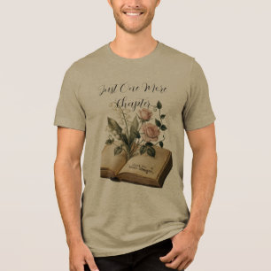 Pilha de Livros Antigos com Laço de Fita Rosa - Es