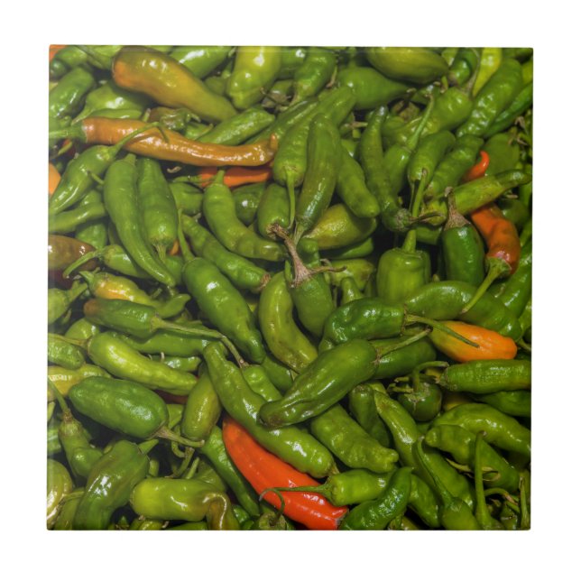Pimentões à Venda no Mercado (Frente)
