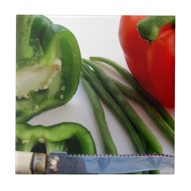 Pimentos verdes e vermelhos com feijão (Frente)