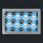 Pinças Pretas E Brancas Distintas De Fundo Azul<br><div class="desc">Um padrão em preto e branco de estampas de pata de cachorro com efeitos aflitos em um fundo azul. Estilo de desenho animado design original</div>