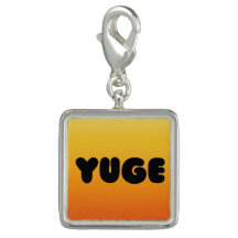 YUGE DESIGN CHARM BRACELET