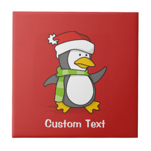 Pinguim de Natal andando na neve