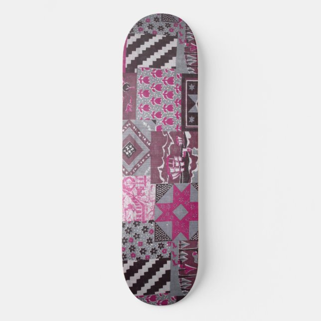 Pink Patchwork Skateboard (Frente)