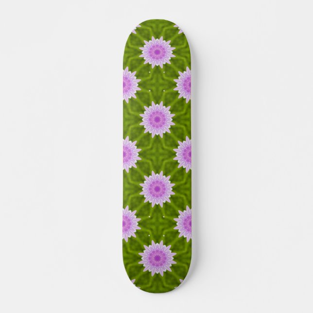 Pink Snowflakes Skateboard (Frente)