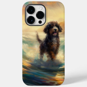 Pintura de surfe na praia de Bernedoodle