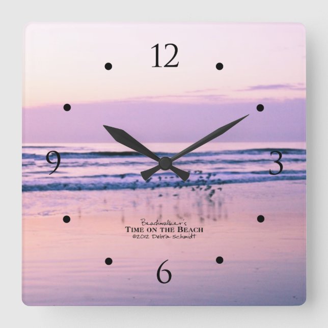 Pistas de areia no amanhecer no Relógio de Praia d (Frente)