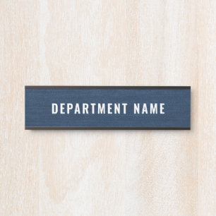 Placa de Identificação do Departamento na Porta