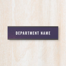 Placa de Identificação do Departamento na Porta