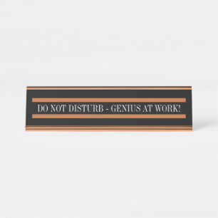 Placa De Mesa A placa conhecida da mesa não perturba o gênio n