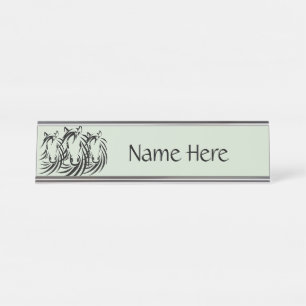 Placa De Mesa Black Horse Heads on Green