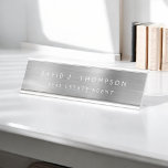 Placa De Mesa Classy Modern Executive Silver Professional<br><div class="desc">Prata Mínima de Nome da Empresa com letras brancas para os monogramas, de aço inoxidável metálico prateado prata prateado com metal branco, adicione seu próprio nome e cargo ou cargo. A placa de nome profissional de metal pode ser personalizada com seu nome. Entre em contato com o designer para obter...</div>