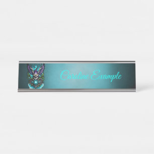 Placa De Mesa Coruja com elementos mágicos.