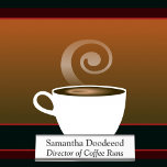 Placa De Mesa Diretor do Café Executa Escritório Funny White<br><div class="desc">Este cartaz "Diretor das Corridas do Café", moderado e espirituoso, certamente trará um sorriso a quem o avistar na sua mesa. À medida que o Diretor do Café se autoproclama, você se tornará notório pela sua excepcional habilidade de navegar pelo intrincado mundo dos desejos de cafeína de escritório. Seus colegas...</div>