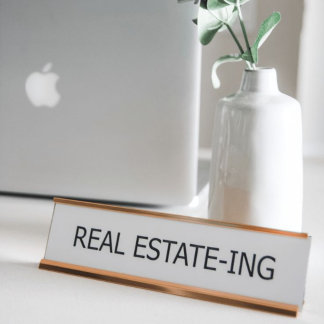 Placa De Mesa Funny Real Estate Name Plate | AGENTES