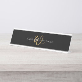 Placa De Mesa Monograma de Letra com Grafia Moderna em Preto e D