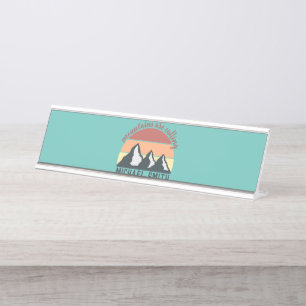 Placa De Mesa Montanhas pastéis vintage estão chamando monograma
