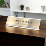 Placa De Mesa Profissional Dourado executivo clássico moderno<br><div class="desc">Dourada e minimalista de nome de empresa, executivo do luxo personalizado, com tipografia branca e escrita para os monogramas, adicione seu próprio nome e profissão ou título de trabalho. A Placa de Nomes Profissionais de Negócios pode ser personalizada com seu nome e cargo. Entre em contato com o designer para...</div>