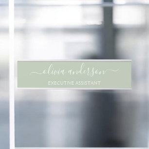 Placa De Porta Green Sage Modern Script Girly Monographic Name